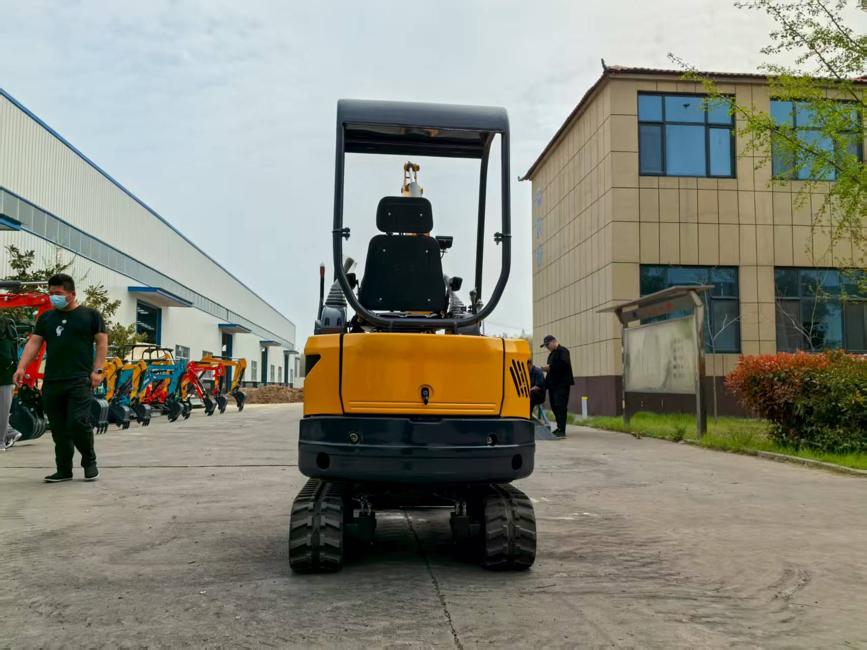 Excavator Mini 2T Tanpa Ekor,  - Urban Farming Is ulasan dan harga